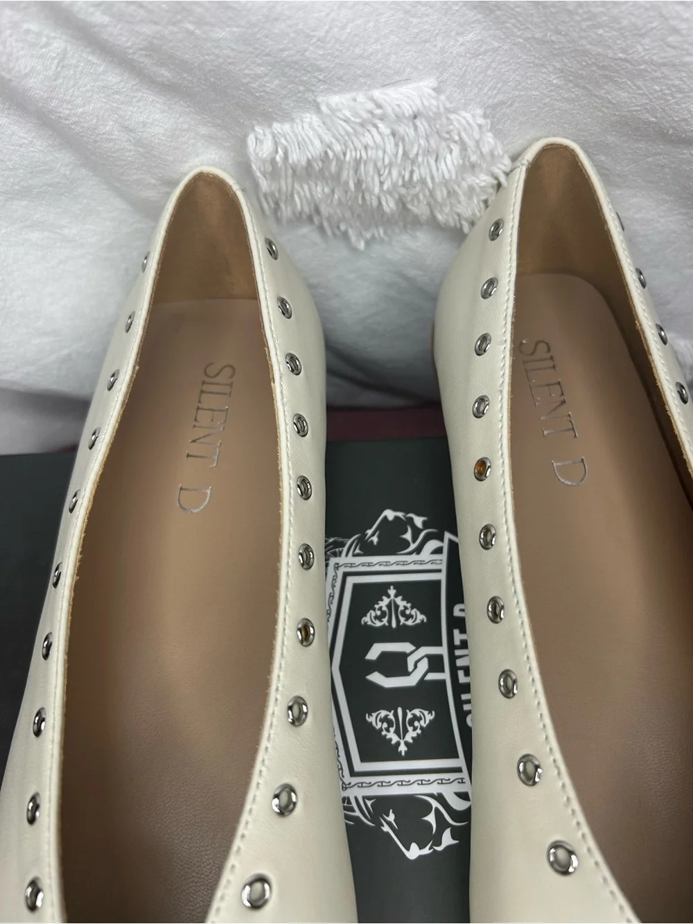 Anthropologie Silent D Lonny Grommet Lace-Up Flats